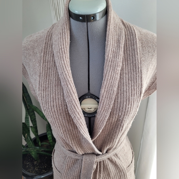 GAP knit self tie vest size S - Picture 2 of 8